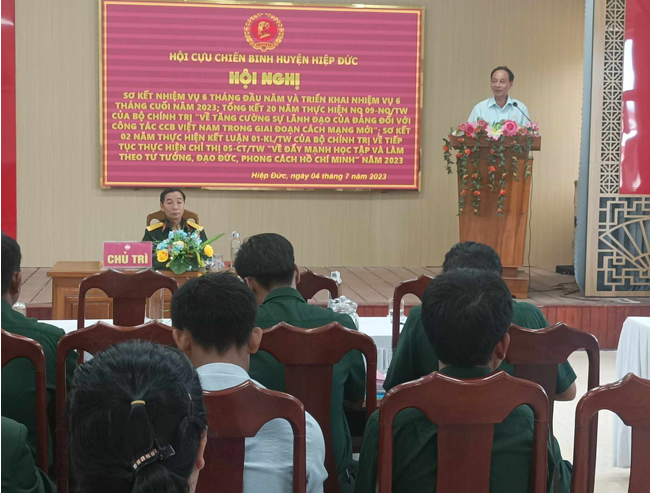 Đ/c Nguyễn Tấn Thành, Chủ tịch Hội CCB tỉnh phát biểu chỉ đạo tại Hội nghị