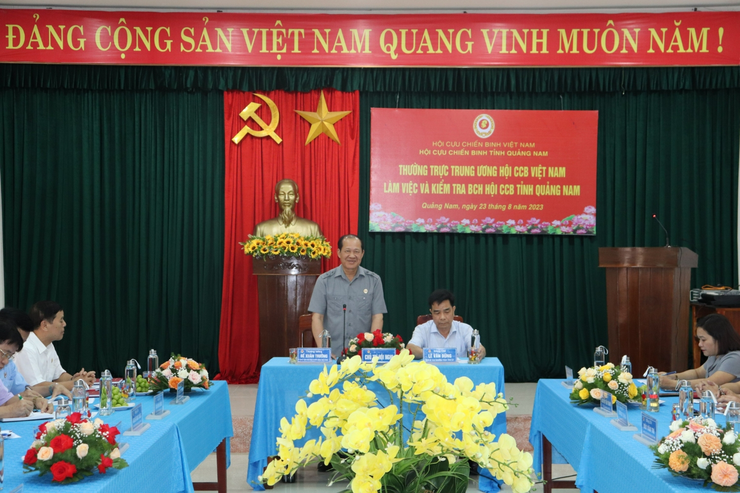 Thượng tướng Bế Xuân Trường Chủ tịch TW Hội CCB Việt Nam thăm và làm việc với Ban Chấp hành Hội Cựu chiến binh tỉnh Quảng Nam