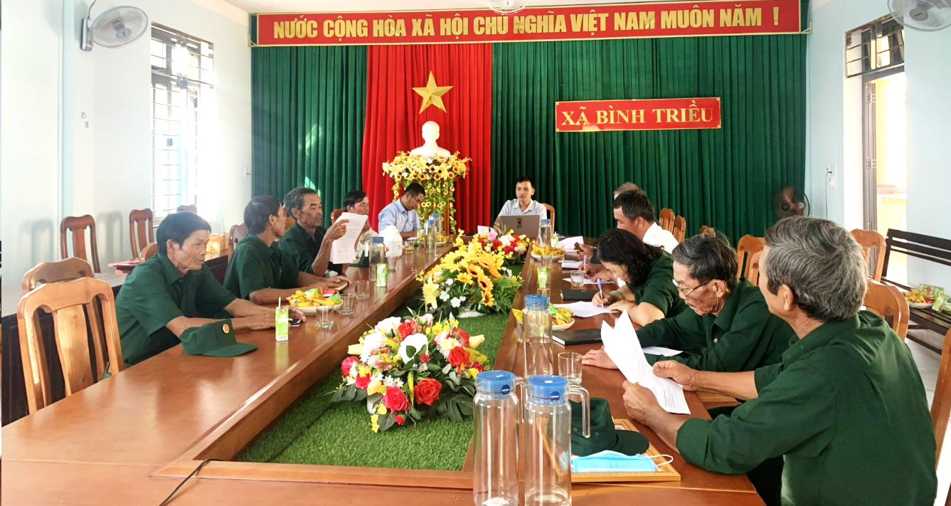 Đồng chí Nguyễn Tấn Quang chủ trì họp Ban Chấp hành Hội