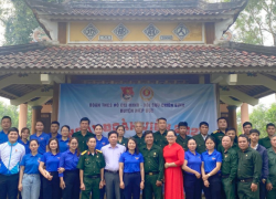 Hội viên CCB và ĐVTN dự hành trình về nguồn tại Di tích lịch sử Đình làng Phước Sơn