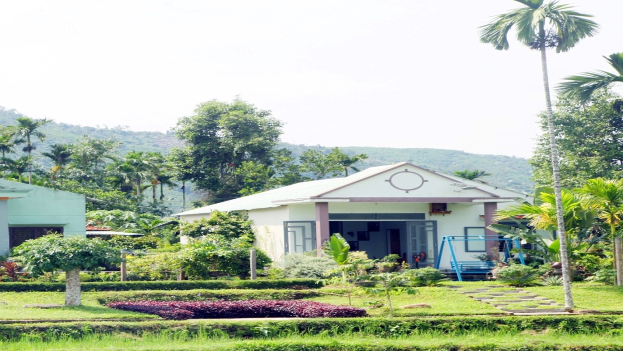Hội Cựu chiến binh xã Quế Phong huyện Quế Sơn triển khai mô hình  “Đường đẹp   Cổng  ngõ sạch   Vườn, nhà ngăn nắp”