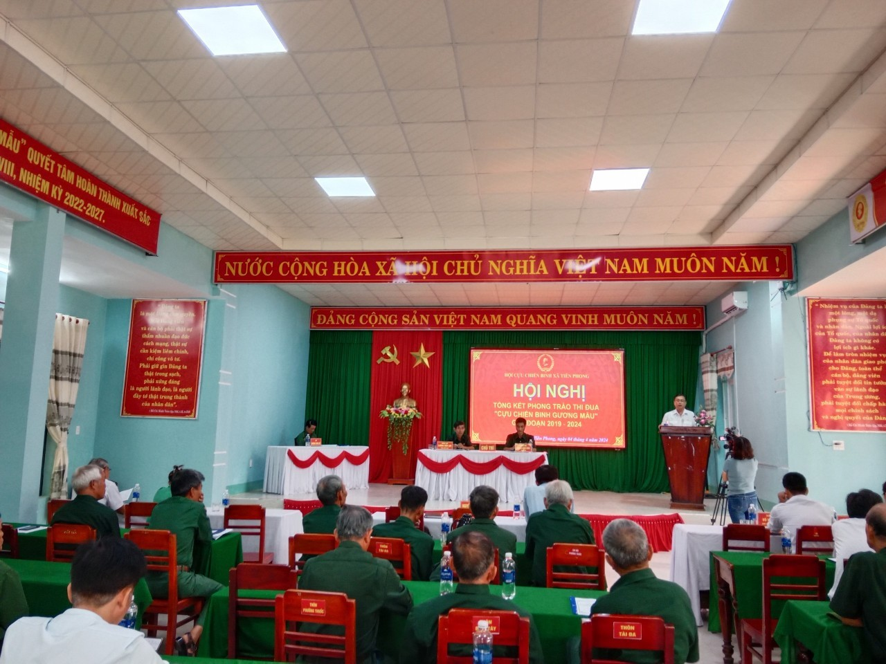 Đ c Nguyễn Văn Thông, Chủ tịch Hội CCB huyện phát biểu chỉ đạo